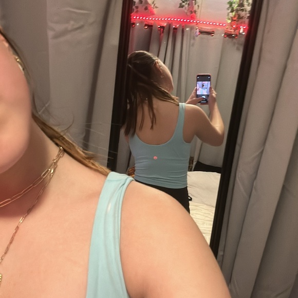 lululemon align tank - Picture 2 of 4